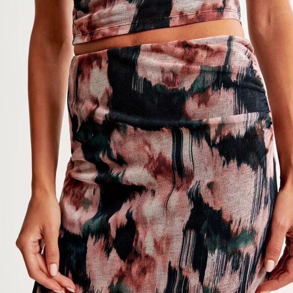 NWT Abercrombie & Fitch Mesh Floral Skirt Set M - Picture 2 of 16